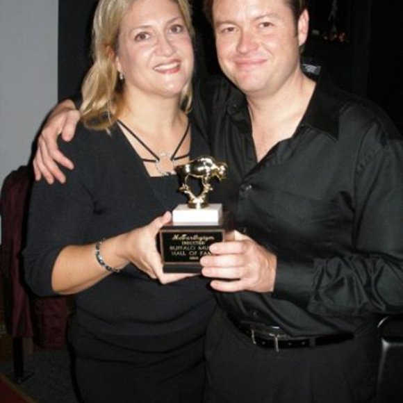 Meet your Posher, Tom - Picture 2 of 7